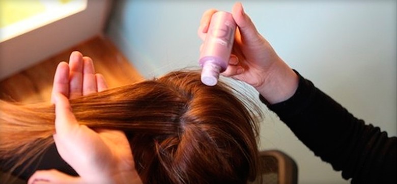 Нанесение пудры Нанесение пудры