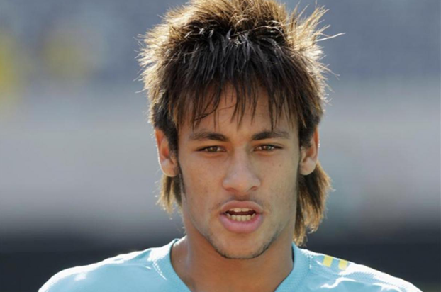 Футболист Футболист