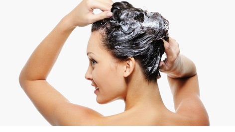 Масочку смывают шампунем