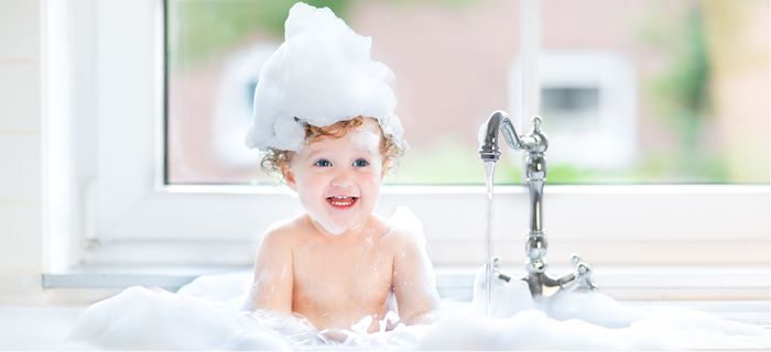 Купайте малыша