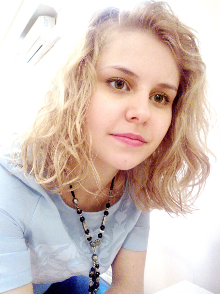 Автор волосы