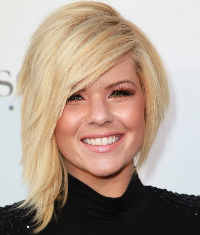 Челка набок