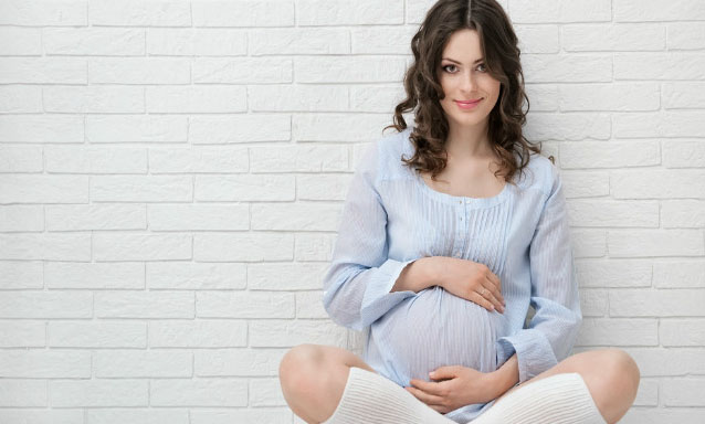 Беременная девушка