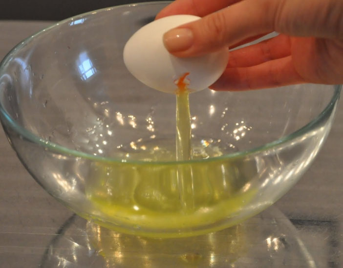 яйцо смешанное с водкой